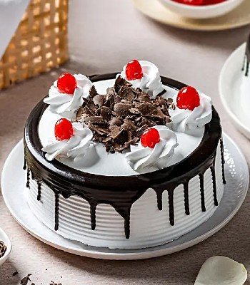 Black Forest Cake Half Pound